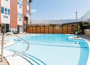 Piscina a Rodd Moncton o a prop