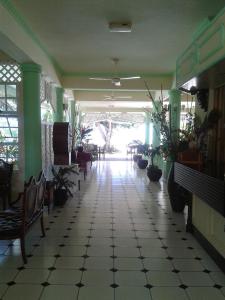 Restoran atau tempat lain untuk makan di Palm Beach Hotel