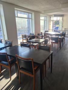 A restaurant or other place to eat at Hotel Damm