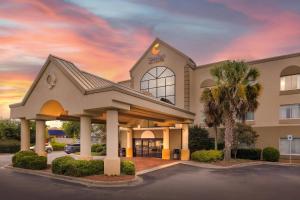 a rendering of the front of a hotel at Comfort Inn & Suites FtJackson Maingate in Columbia