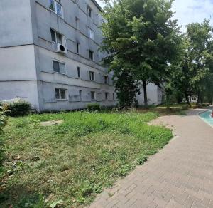 an external view of an apartment building at Exclusive location in West Bay