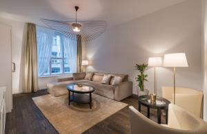 Posedenie v ubytovaní Luxury Modern Designed Oldtown Apartment