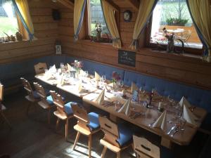 Ristorante o altro punto ristoro di Frühstücks- & Apartmenthaus Maislau