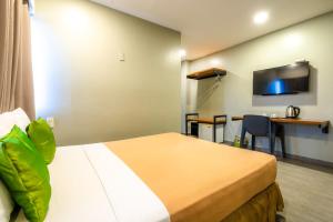 TV/trung tâm giải trí tại Cebu R Hotel Capitol