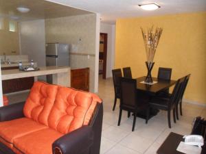 Kuchyň nebo kuchyňský kout v ubytování Hotel Suite Azomali