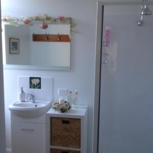 Gallery image of Ivy May Cottage in Lakes Entrance