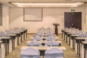Business area at/o conference room sa Jie Jie Beach Hotel