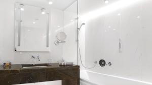 Kúpeľňa v ubytovaní Saz City Life Boutique Hotel