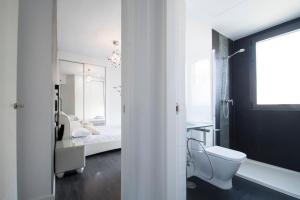 Koupelna v ubytování Apartamento Atico Real Suites