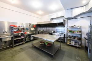 Kuchyň nebo kuchyňský kout v ubytování Dondrub Guest House