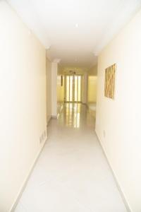Mynd úr myndasafni af KSF Place Alaka í Lagos