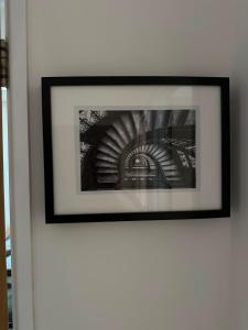 a black and white picture of a building at EazyStay in Avonmouth +1 photo