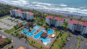 an aerial view of a resort near the ocean at Alma y Paz Beach House in Bejuco