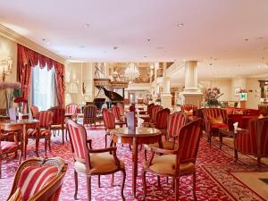 Un lugar para sentarse en Grand Hotel Wien