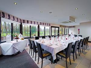 Restavracija oz. druge možnosti za prehrano v nastanitvi Central Hotel Tullamore