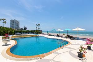 Бассейн в My Resort Beach Apartment или поблизости