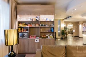 Kuchyň nebo kuchyňský kout v ubytování Astoria Hotel Antwerp