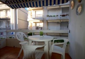 Fotografia z galérie ubytovania Lets Holidays APARTMENT POOL TERRACE TOSSA DE MAR v destinácii Tossa de Mar