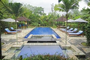 Bazén v ubytování Alam Shanti Ubud nebo v jeho okolí