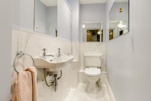 a white bathroom with a sink and a toilet at 2 Bed in Ludlow oc-78885 in Ludlow +18 photos