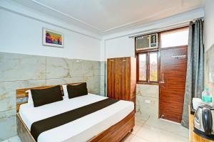 Gallery image of HOtel O The Clarks Inn in Indirapuram