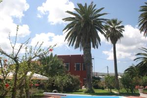 Gallery image of Oasis Guesthouse in Chania