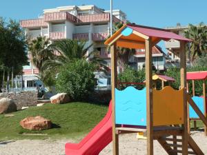 Foto dalla galleria di Albergo Girasole Frontemare a San Benedetto del Tronto