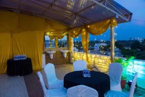 Balkón nebo terasa v ubytování Hotel Prince Gardens