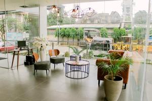 Posezení v ubytování Mabolo Royal Hotel