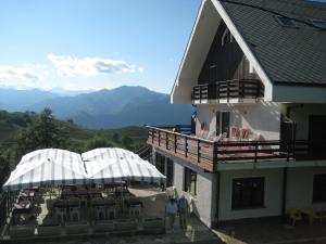 Fotografie z fotogalerie ubytování Albergo Casa Della Neve v destinaci Stresa + 37 fotografií