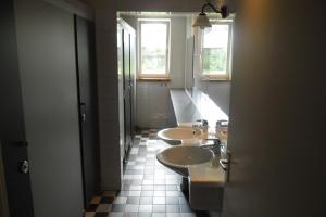 Photo de la galerie de l'établissement Herkenhoek 5 bedroom apartment, à Heeswijk-Dinther