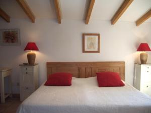 En eller flere senge i et værelse på Gîte Saint-Veredeme