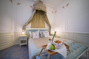 Posteľ alebo postele v izbe v ubytovaní Hotel Jarosław + 37 fotografií