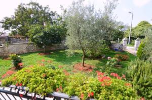Gallery image of Garden Apartment Maria in Vrsar