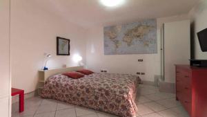 A bed or beds in a room at Apartment Pink21