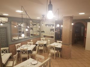 Restaurace v ubytování Hostal Mesón Castilla