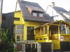 The building in which a panziókat is located