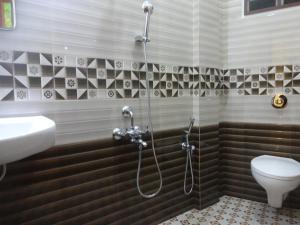 Bilik mandi di i - One's Home Stay +52 gambar