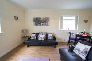 Gallery image of PREMIER - Park View Apartment in Paisley