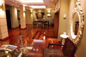 Area soggiorno di Andromeda Suites