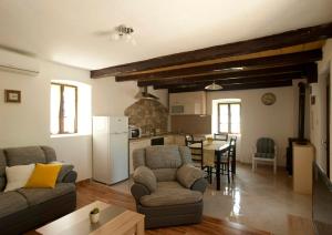 Χώρος καθιστικού στο Holiday Home Ana