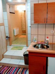 A bathroom at Apartments Dino
