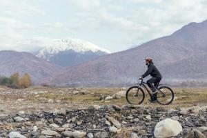 Anar amb bici a Nazy's Guest House o pels voltants