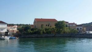 Φωτογραφία από το άλμπουμ του Island Paradise Apartment σε Kukljica