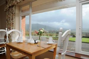 Nespecifikovaný výhled na hory nebo výhled na hory při pohledu z bed and breakfast