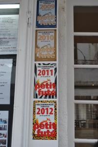 Certifikát, hodnocení, plakát nebo jiný dokument vystavený v ubytování Hôtel Restaurant Le Provençal