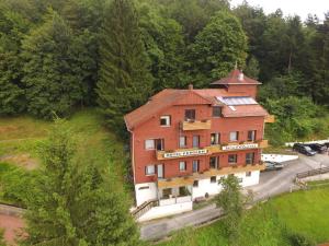 Gallery image of Hotel-Pension Waldhaus in Bad Grund