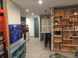 Kuchyňa alebo kuchynka v ubytovaní Piso con piscina y garaje en la Playa de Las Canteras