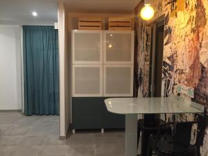 Fotografia z galérie ubytovania Piso con piscina y garaje en la Playa de Las Canteras v destinácii Las Palmas de Gran Canaria