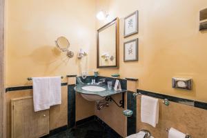 Koupelna v ubytování Hotel Vecchio Borgo